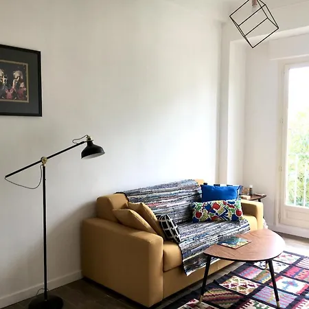 Апартаменты Modern Flat With A Private Garden Nice Center *